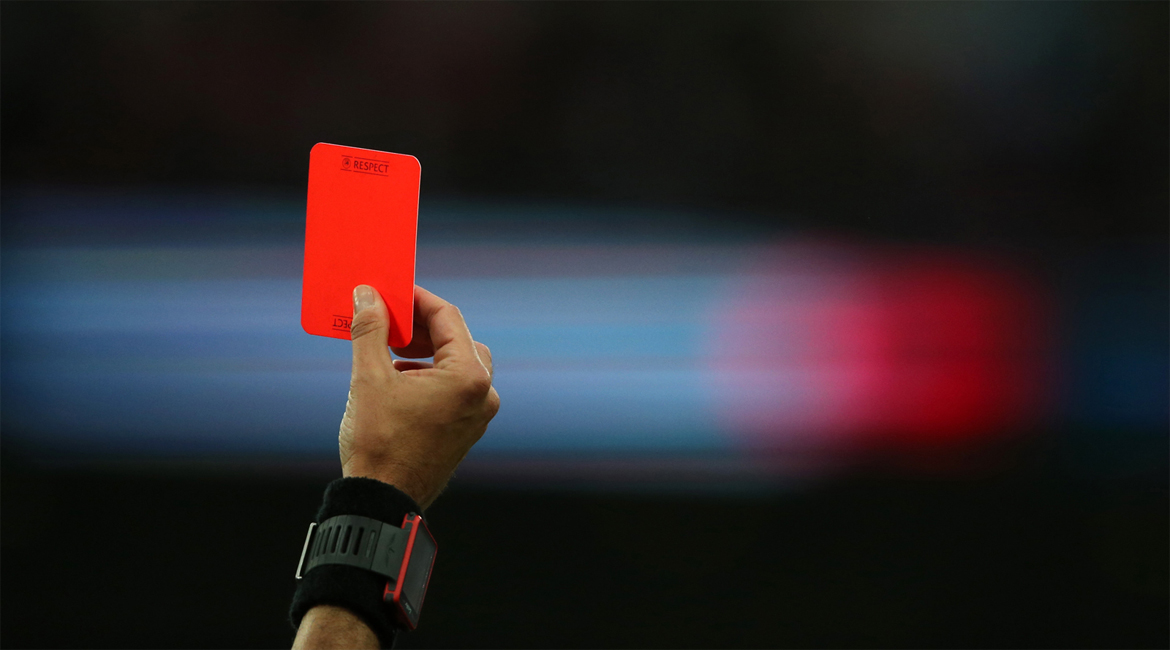 redcard (2)