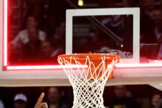 eskavde buzzer beater