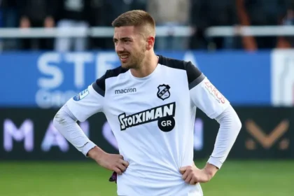 385b8b7b 7770 4710 876a 27da651fc5b7