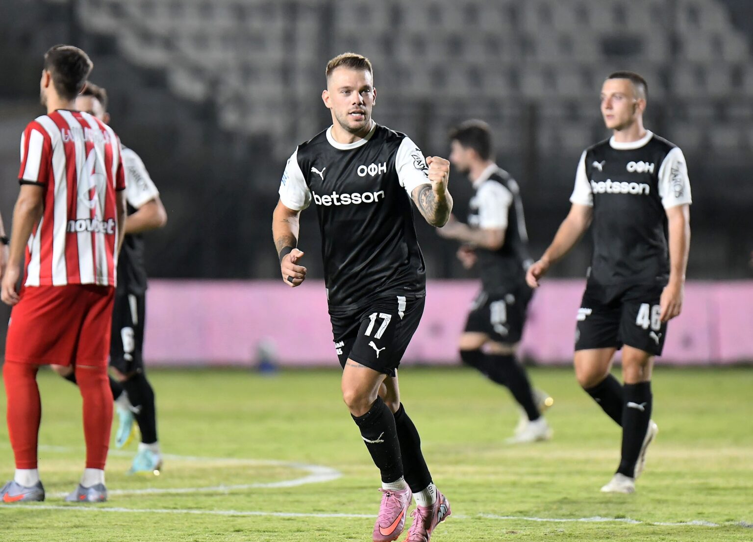 oficretefc gonzalez panserraikos