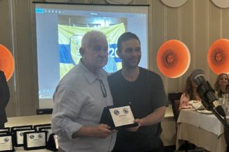 syndesmos ekdilosi 8