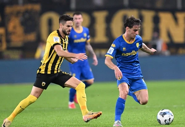 aek panaitolikos.jpg